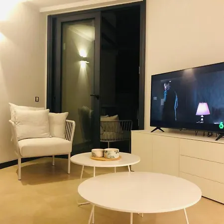 Luxury El