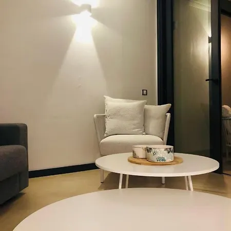 Luxury El Apartment *
