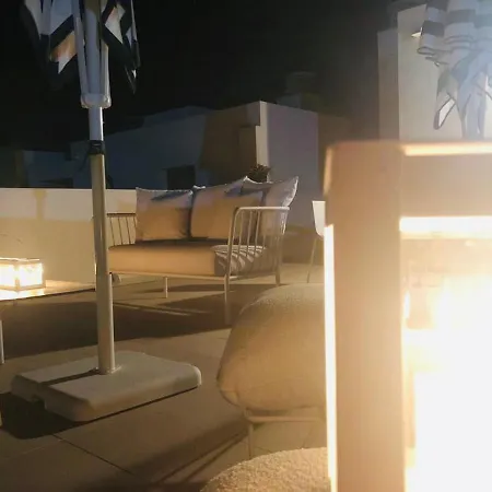 Luxury El Apartment